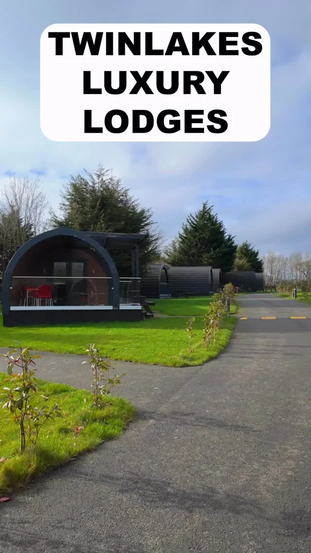 Twinlakes Luxury Lodges are almost fully booked for the Easter holidays!

For only £20.83 pp per night, you get a whole luxury lodge featuring your own bathroom, kitchen, private balcony AND theme park entry included for Twinlakes and Wheelgate!🤩

Book online now to secure yours !✨

www.twinlakespark.co.uk